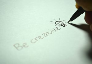 Según Glab, las empresas fomentan poco la creatividad entre los empleados porque no les dan margen para el error ni para asumir riesgos.